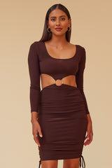 CROSS YOUR MIND RING RUCHED MIDI DRESS - CHOCOLATE