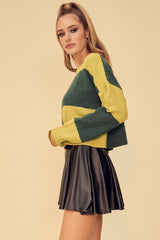 GRASS IS GREENER COLOR BLOCK CROPPED SWEATER - HUNTER GREEN/ALGAE