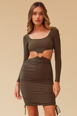 CROSS YOUR MIND RING RUCHED MIDI DRESS - OLIVE