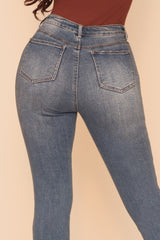 WANTED YOU SLIM STRAIGHT JEAN - MEDIUM WASH