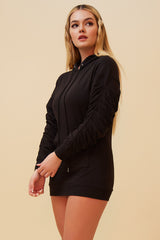 ON THE GO PULLOVER RUCHED HOODIE - BLACK